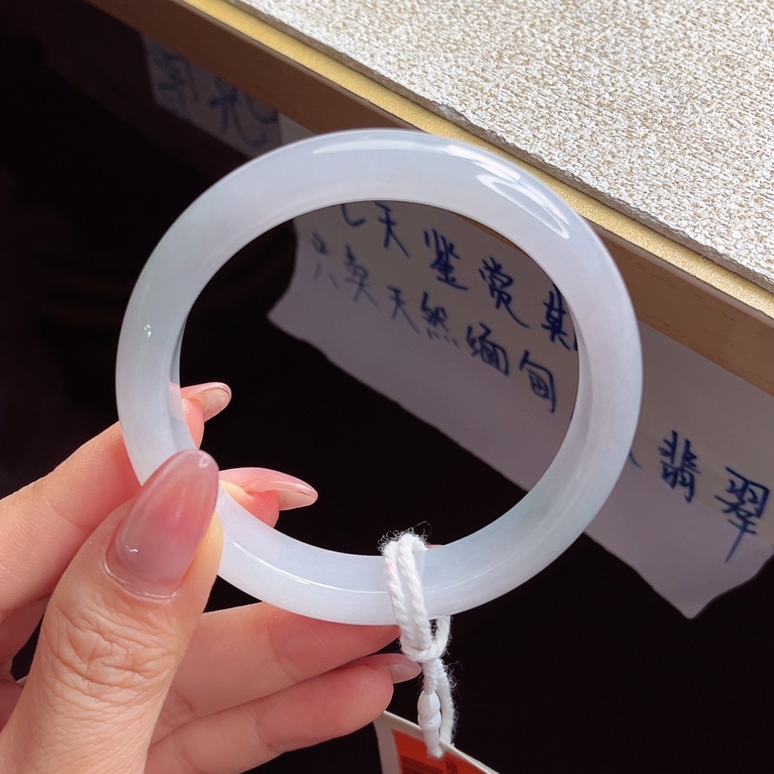 翡翠未镶嵌手镯手镯