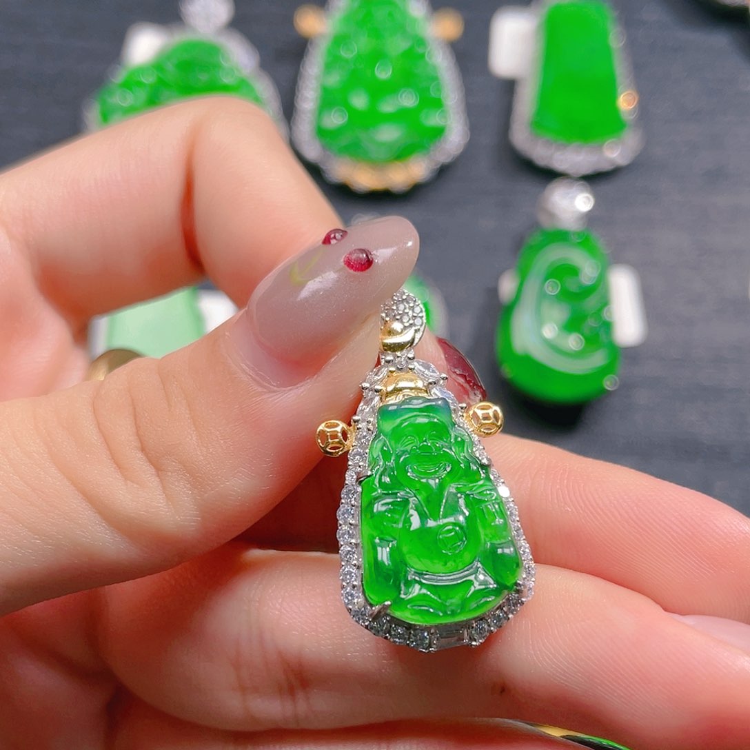 翡翠吊坠(不含链)未镶嵌