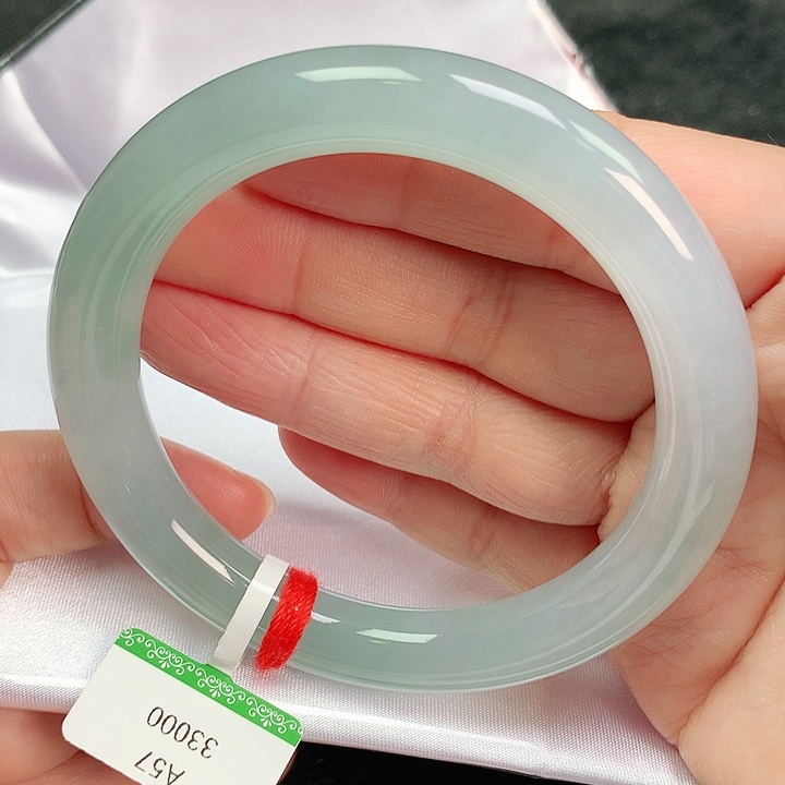 【闪购商品】翡翠手镯未镶嵌5758圈