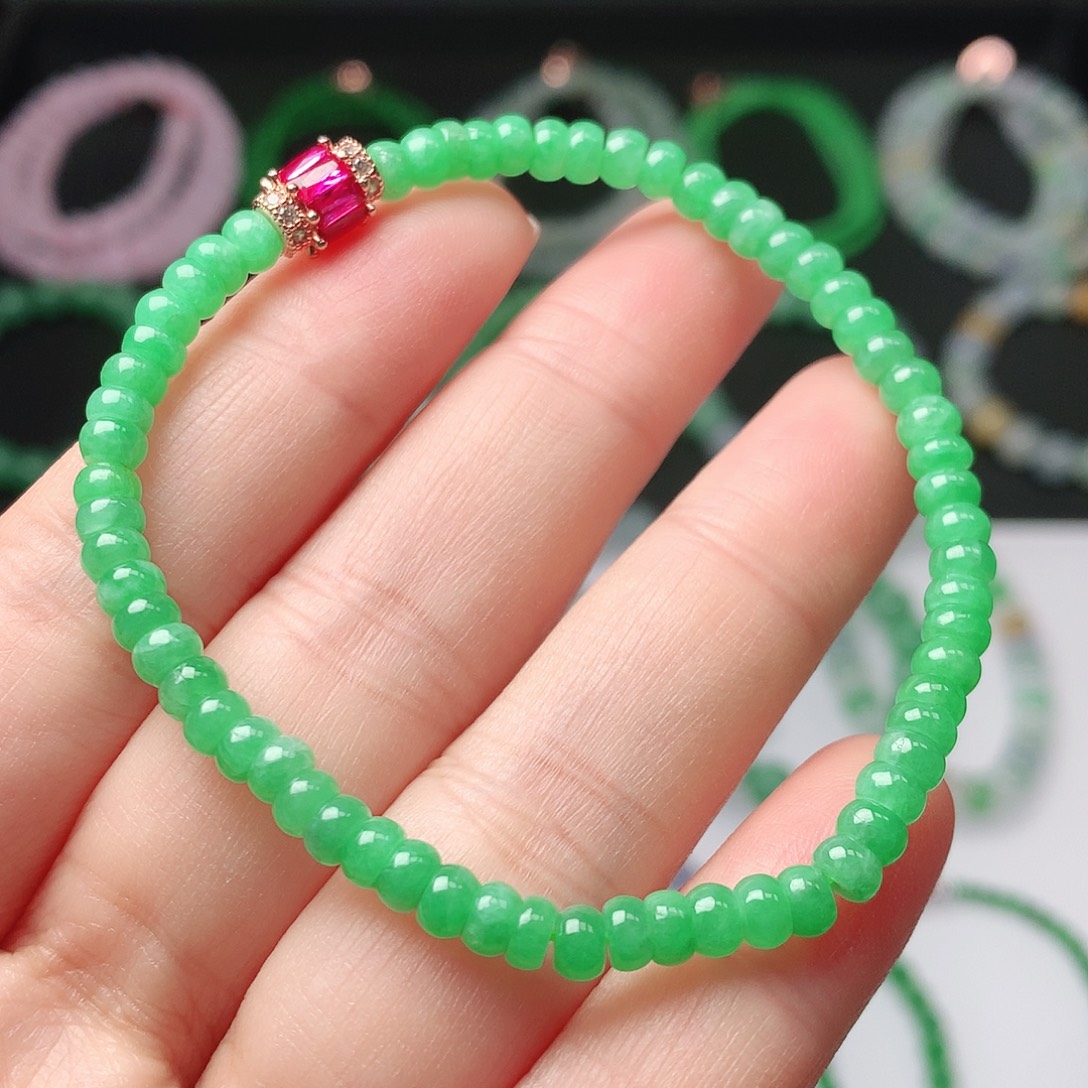 翡翠未镶嵌手链翡翠