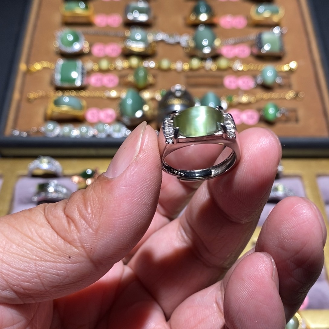 和田玉（碧玉）戒指银S925镶嵌d****牛