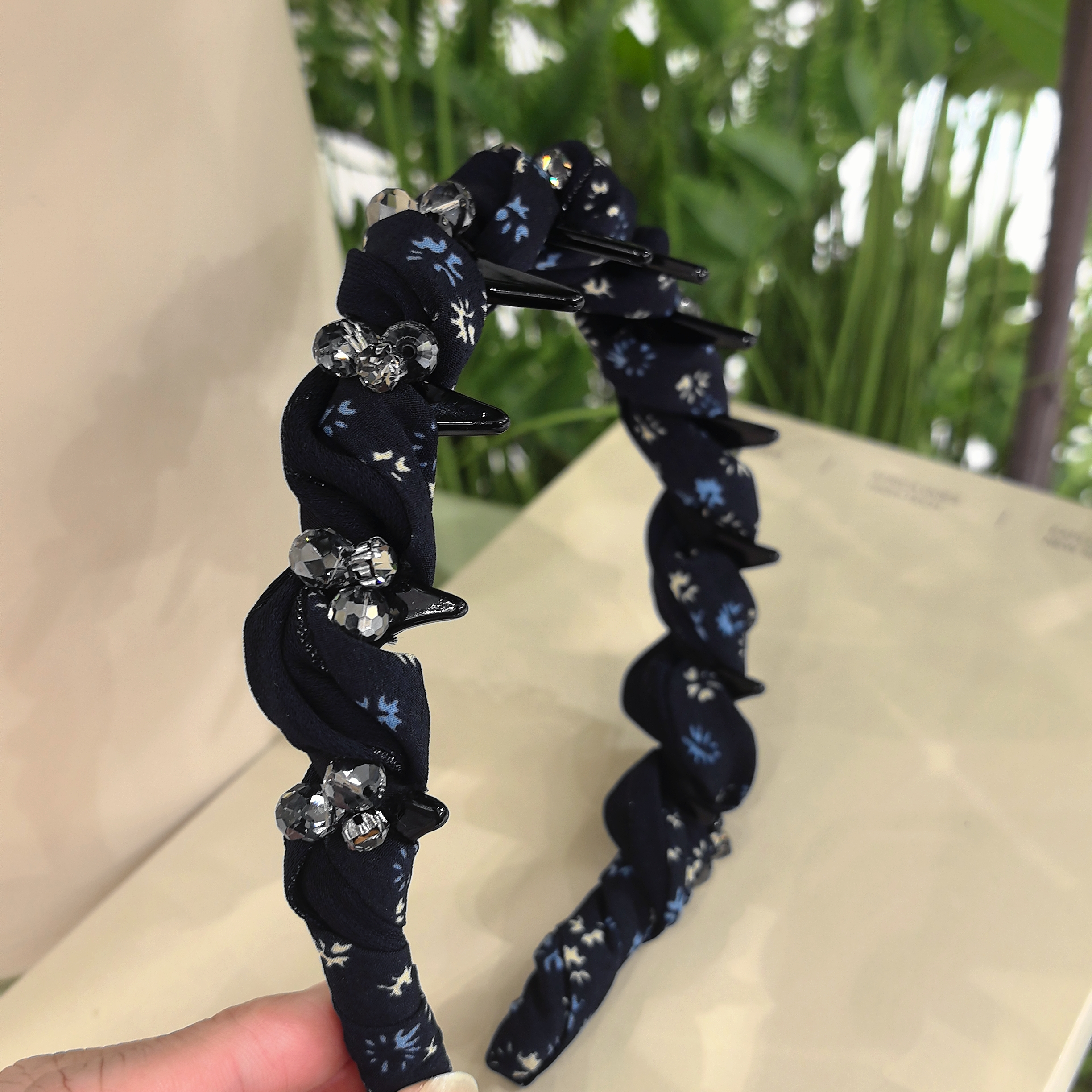 【花青】精品水晶新款精致蓝色碎花缠绕时尚百搭倒齿发箍5682