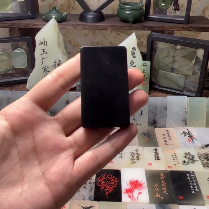 蛇纹石玉合金颈饰