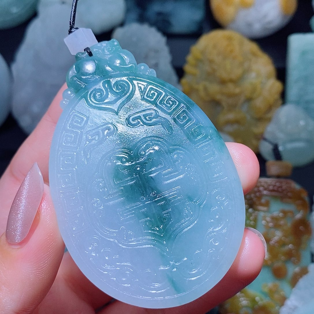 定制翡翠未镶嵌翡翠