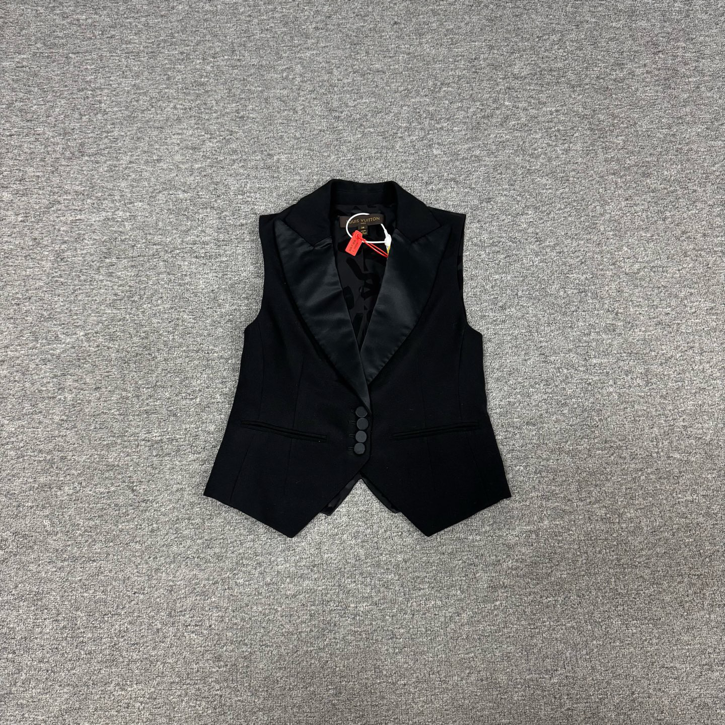 99新 AMIPARIS 路易威登 黑色 后背满印 西装领 桑蚕丝 马甲36码 