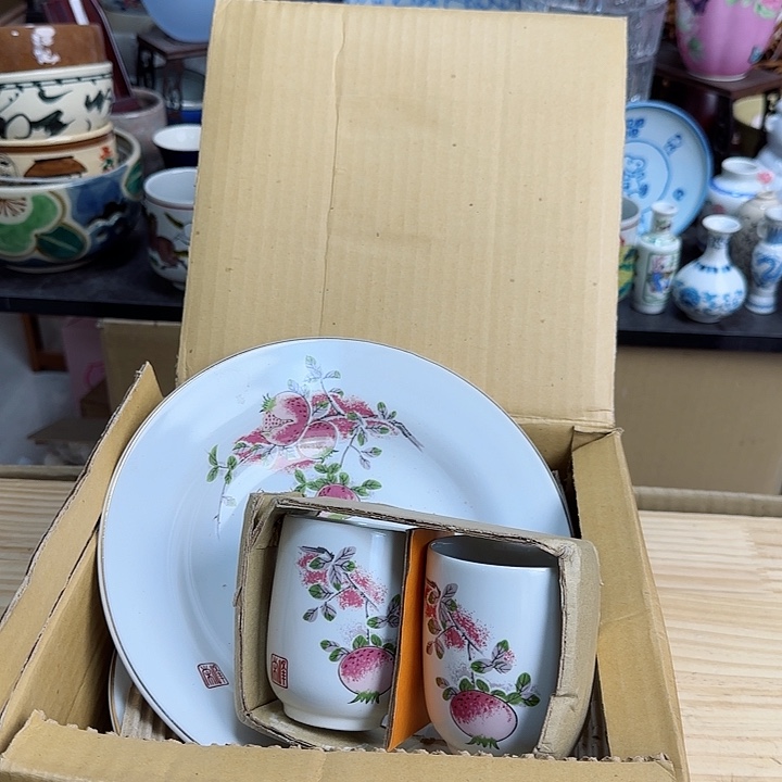 瓷片3盘2杯啊啊啊啊啊