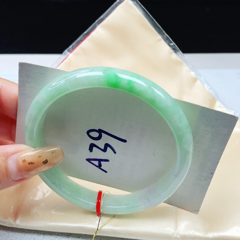 【闪购商品】翡翠手镯未镶嵌 正圈59+