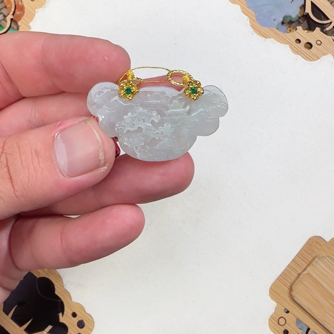 翡翠颈饰未镶嵌仿古