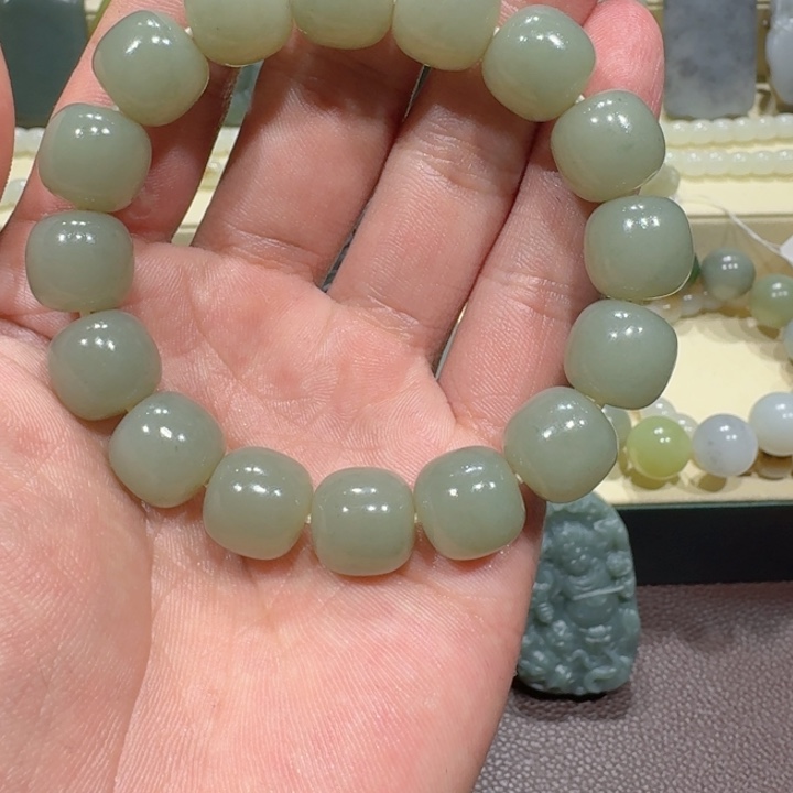 手链未镶嵌和田玉（糖玉）