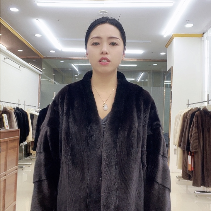 本黑小哈斗60衣长……