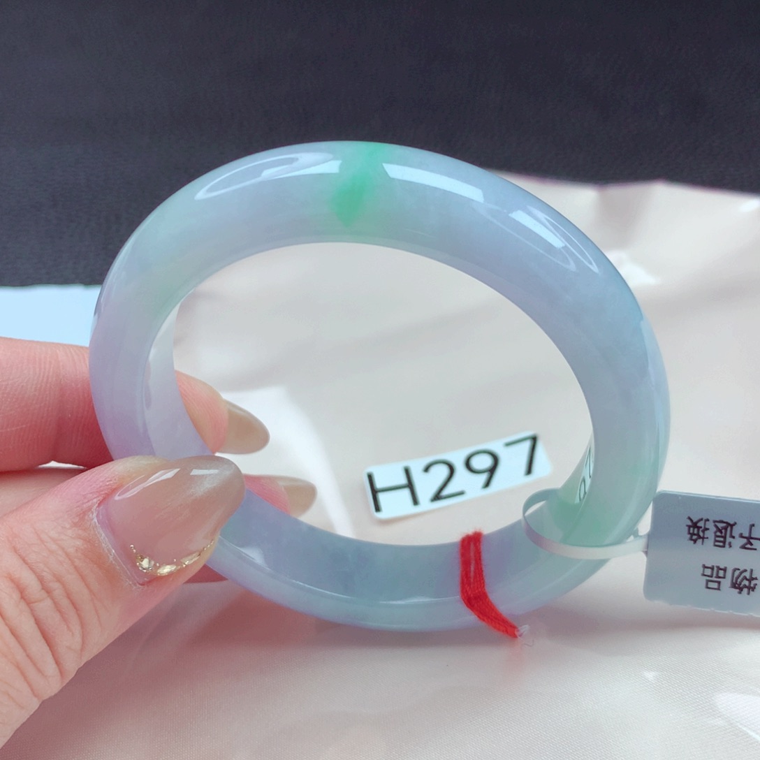 翡翠手镯未镶嵌手镯88