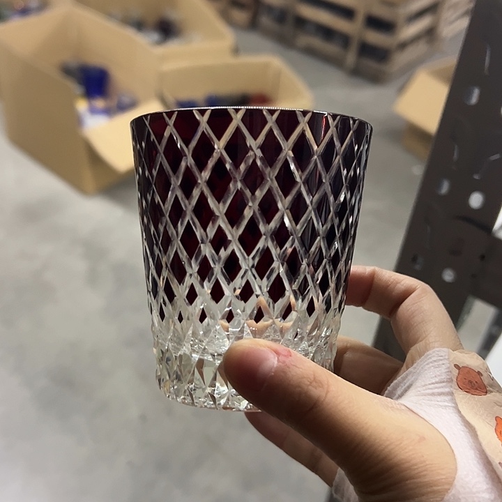 水晶玻璃平底款微瑕一个