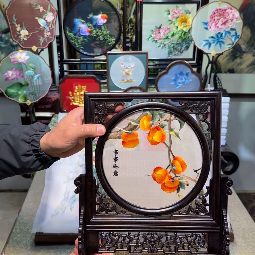 刺绣刺绣工艺精湛