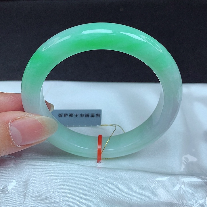 翡翠未镶嵌手镯52圈816