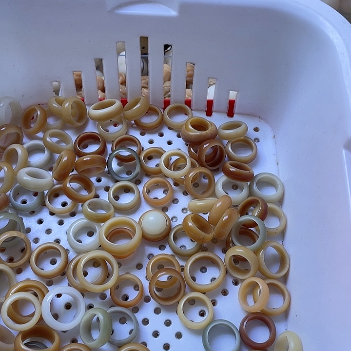 白玉菩提吊坠精品跑环十颗关注➕牌宠一