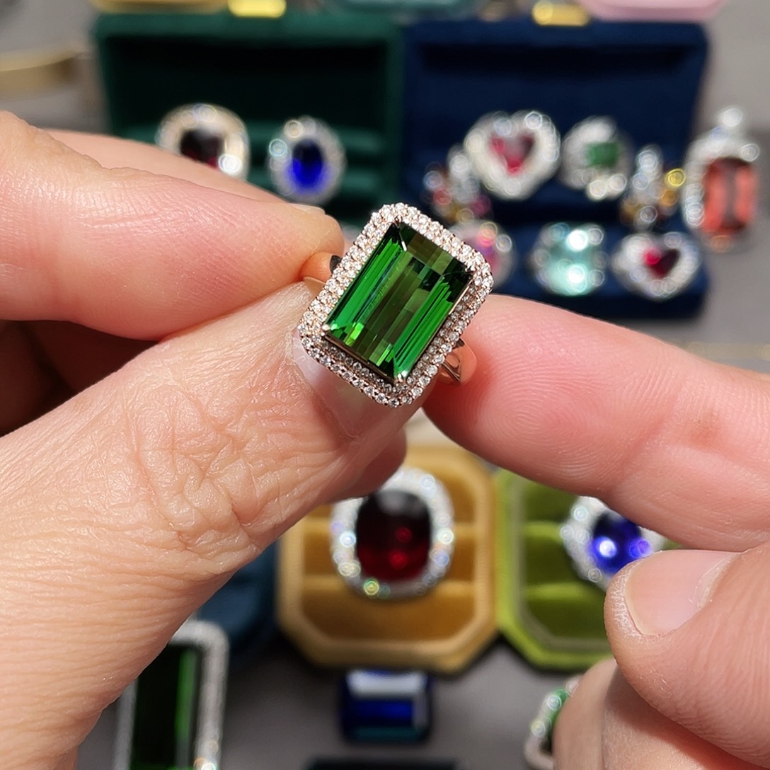 碧玺18K金镶嵌戒指6.06ct