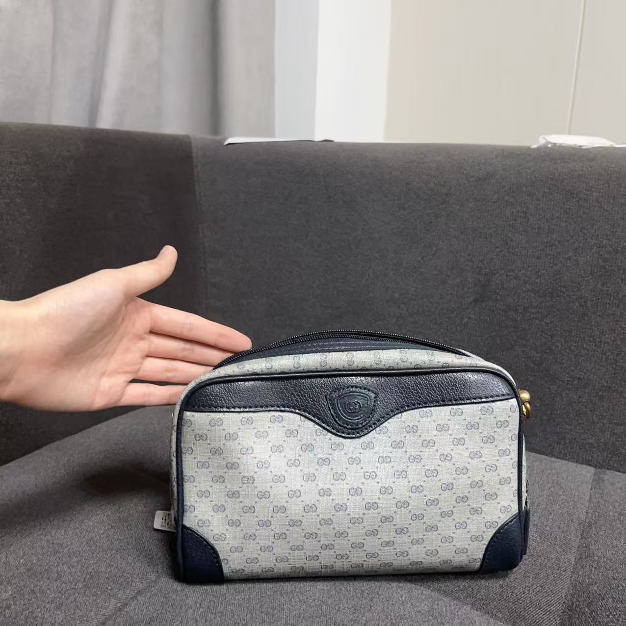 95新 GUCCI/古驰 兔兔奢G专属古驰手拿包/16136