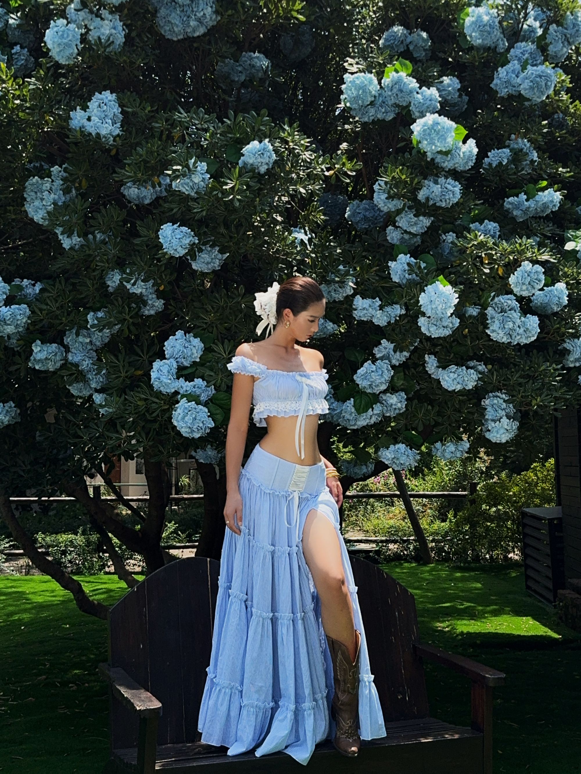 YoungerLady 超仙纯欲浅蓝色套装女泡泡袖抹胸上衣半身裙两件套