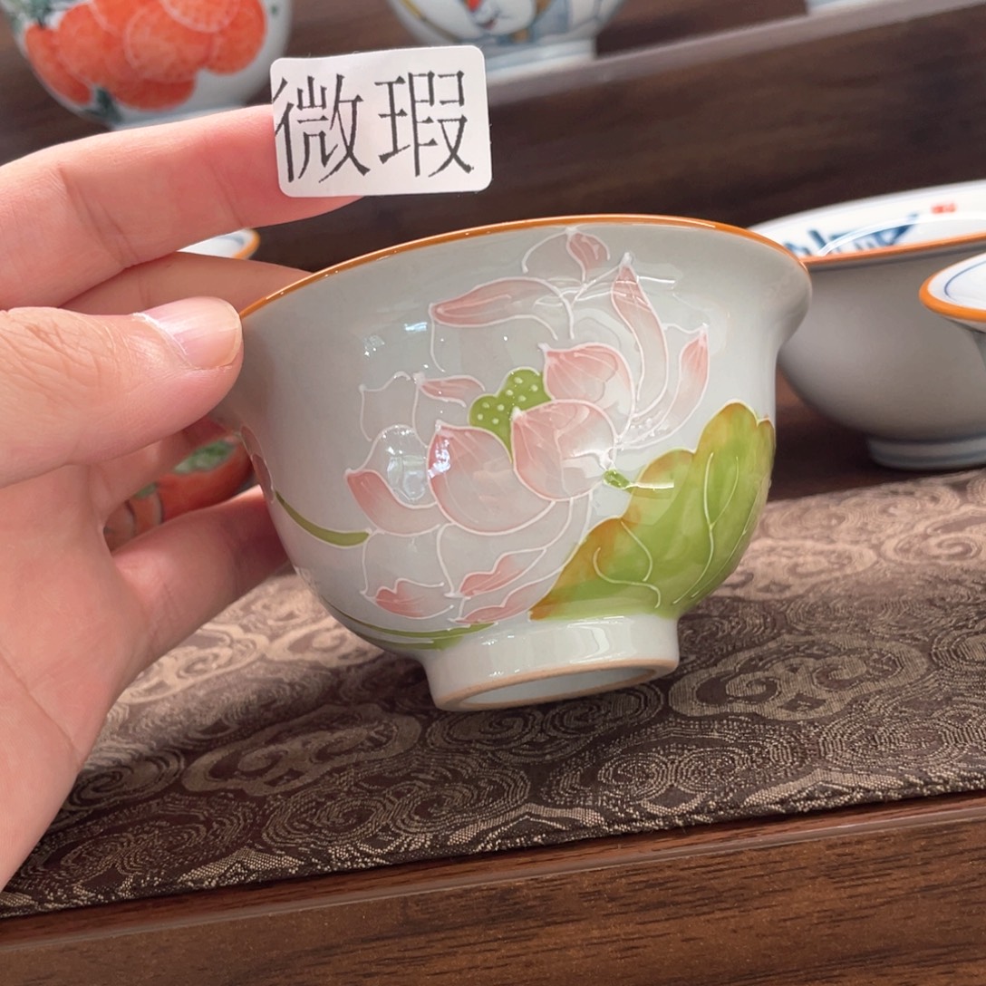 釉下手绘茶具微瑕