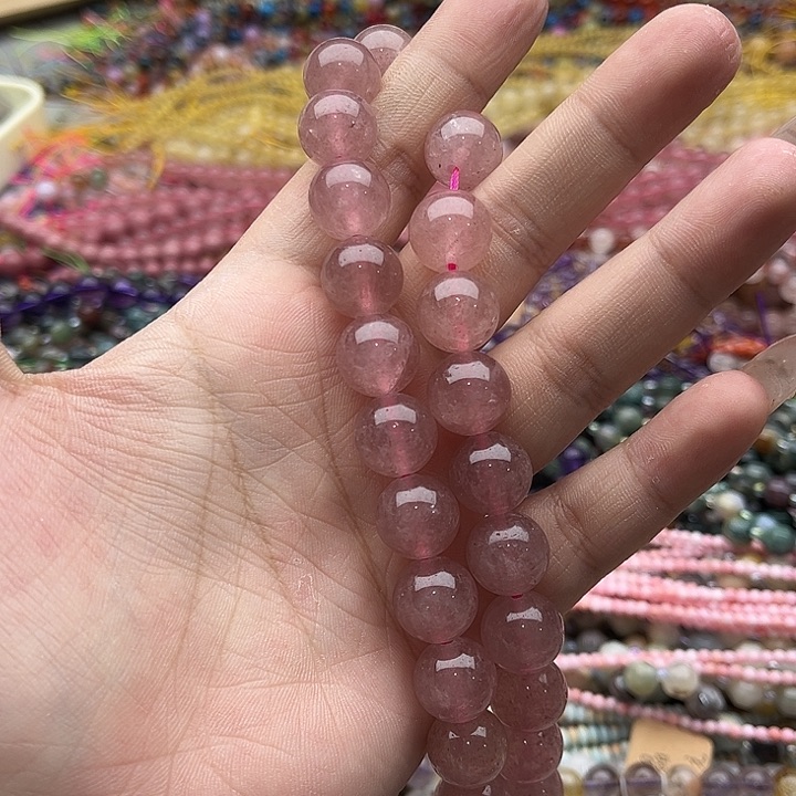 玛瑙/玉髓未镶嵌珠宝半成品一条12mm左右草莓晶