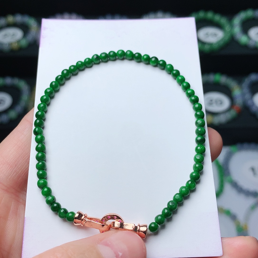 翡翠手链未镶嵌翡翠