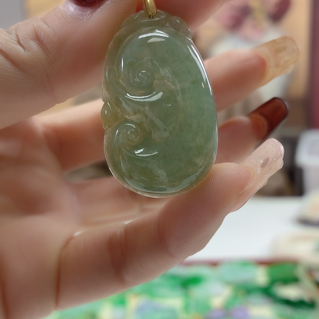 翡翠未镶嵌颈饰翡翠