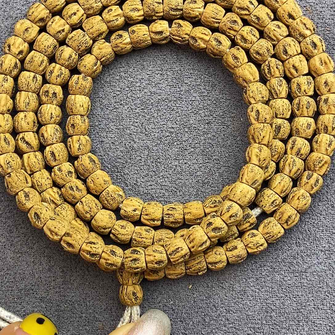 用***8柏香籽/百香籽吊坠