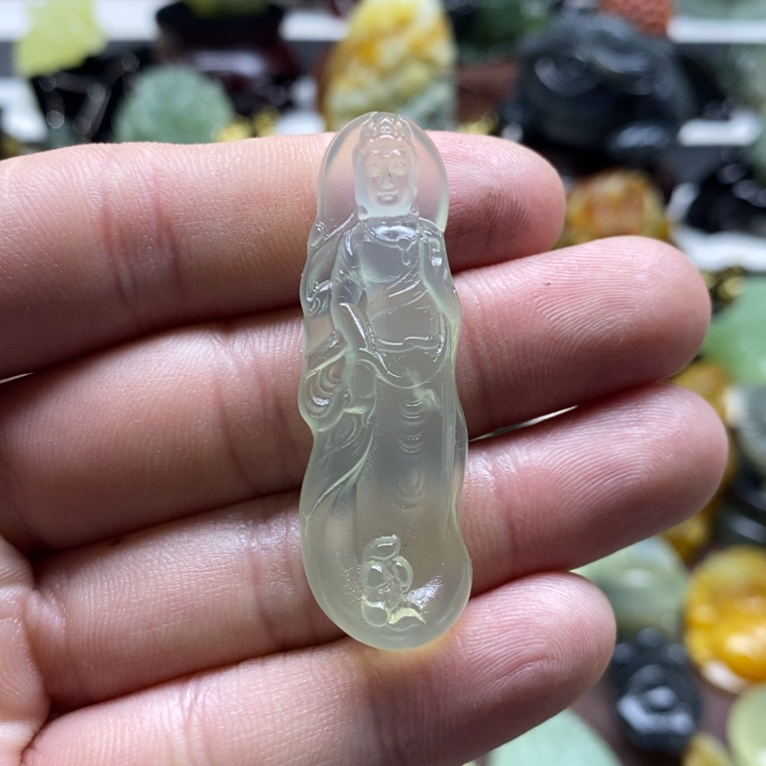 岫玉观音吊坠未镶嵌