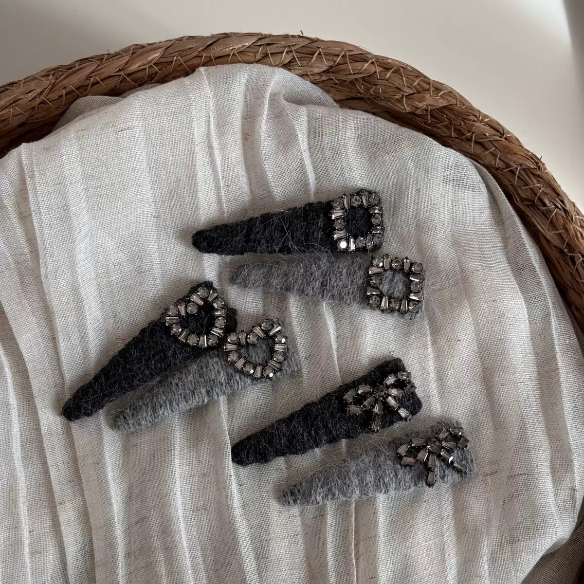 韩版新款精致闪钻爱心方块蝴蝶结毛线BB夹气质优雅高级感侧边夹