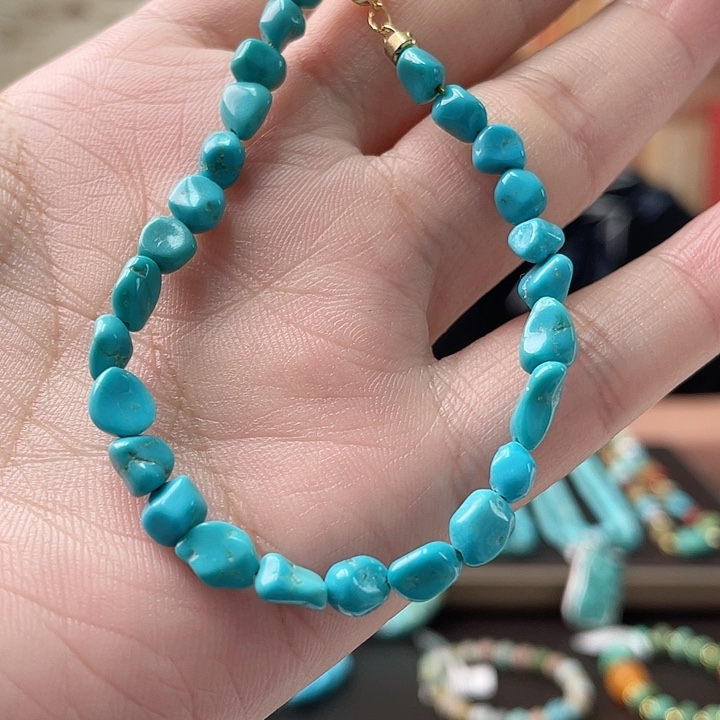 未镶嵌绿松石珠宝奇石