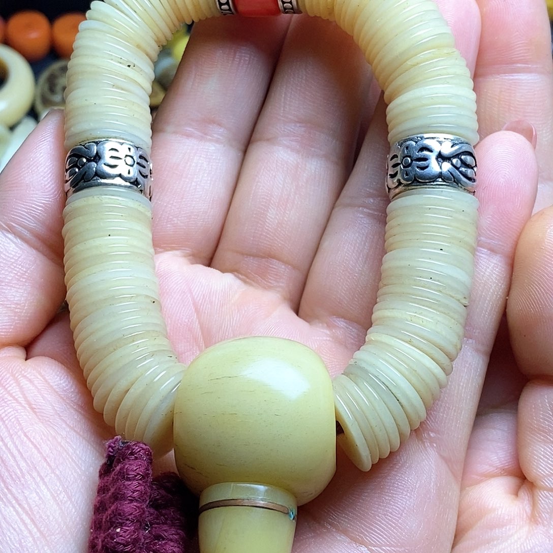 贝壳手串/手链……………………………………