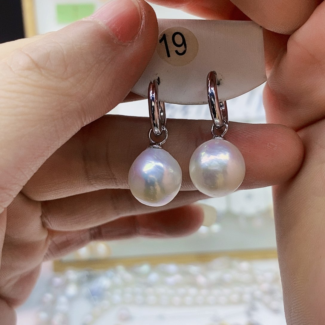 淡水珍珠耳饰未镶嵌