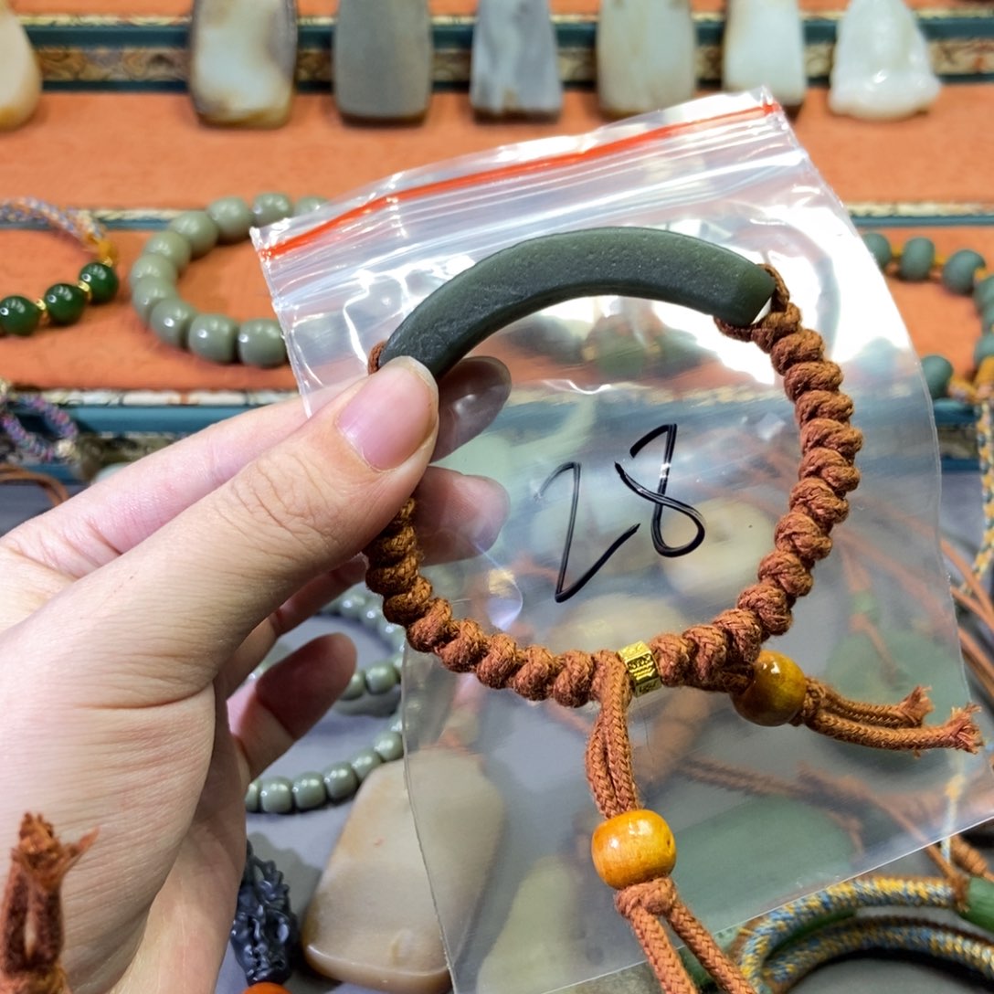 和田玉颈饰未镶嵌X*生