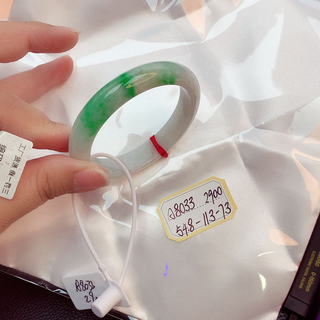 翡翠手镯未镶嵌天然缅甸翡翠A货