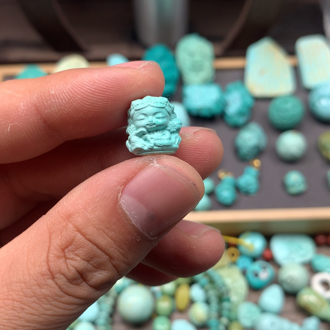 绿松石雕刻未镶嵌