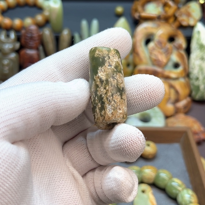 未镶嵌岫岩河磨玉（透闪石质玉）挂件1**9