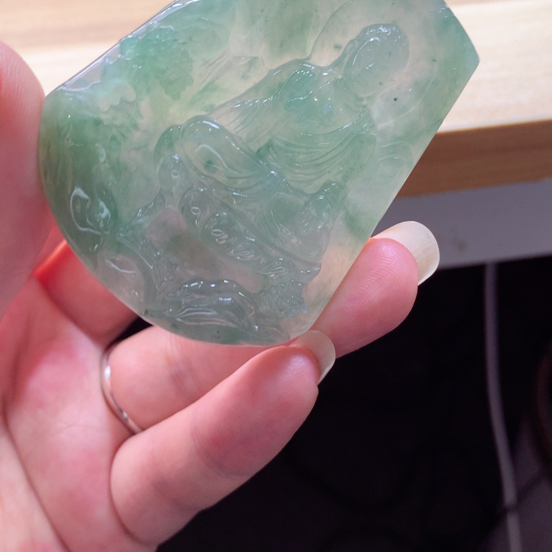 翡翠颈饰未镶嵌吊坠
