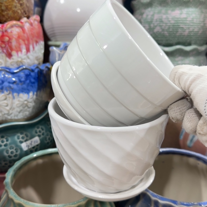 凑9块包邮，有孔，不清楚找客服