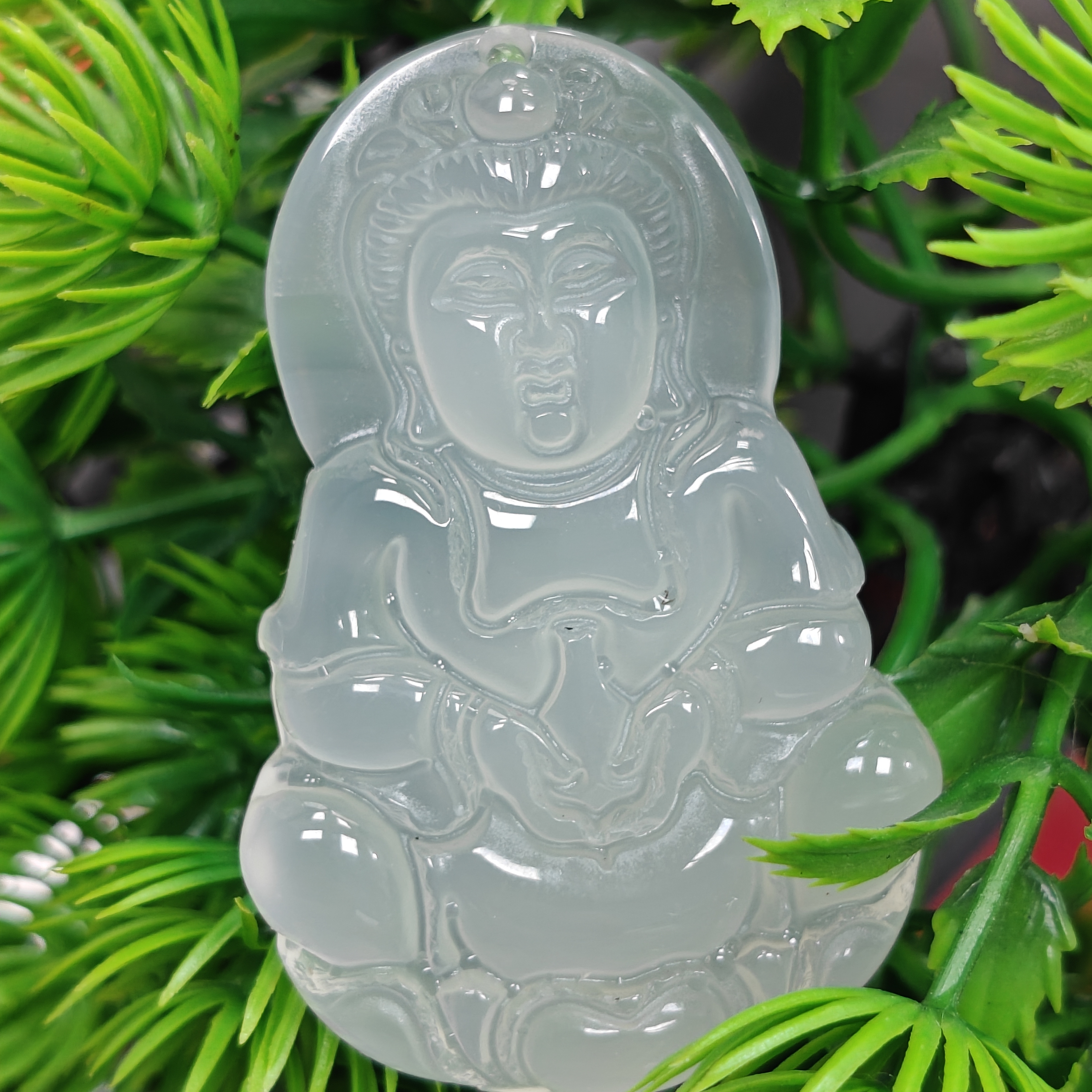 天然天山雪域寒冰玉玉石玛瑙白观音吊坠