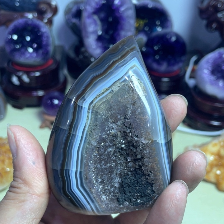 水晶寿桃未镶嵌紫晶