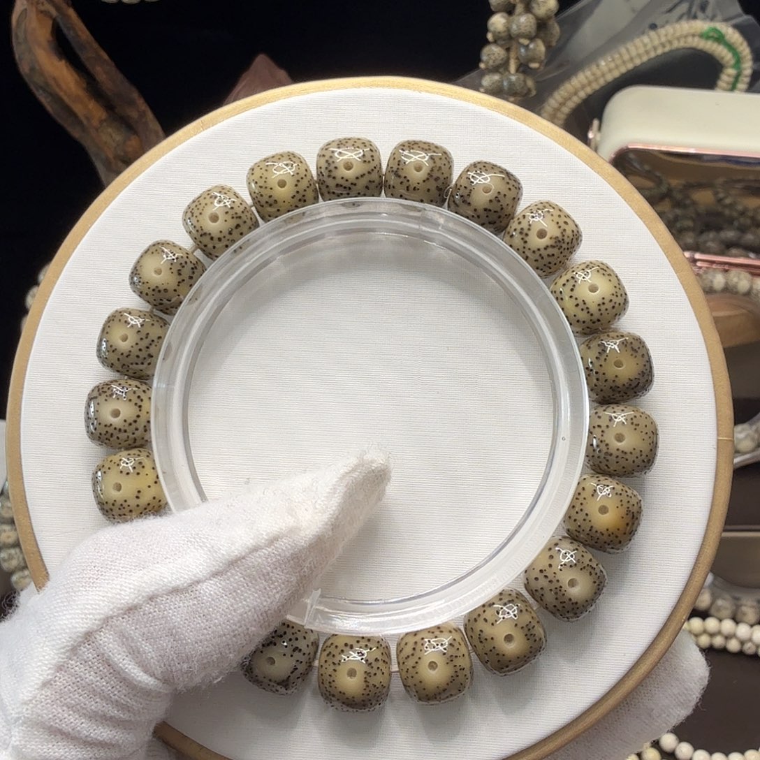 手串星月菩提星点