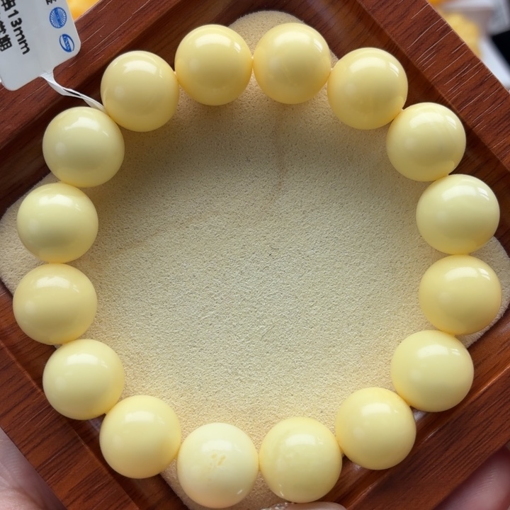 @****琥珀未镶嵌裸石B008奶豆奶白手串卡13+