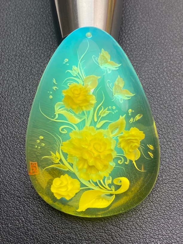 琥珀阴雕 蝶恋花 余贤国大师作品 琥珀蜜蜡