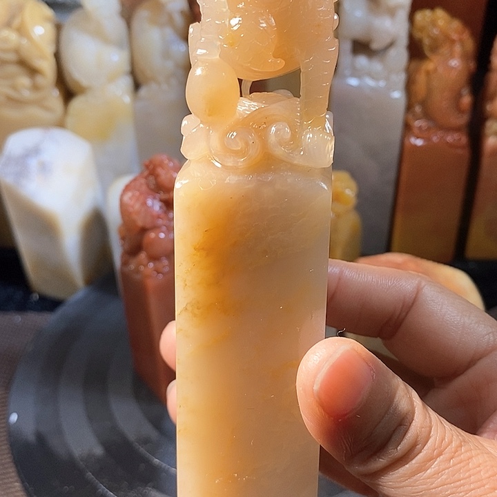 巴林石印石立**学