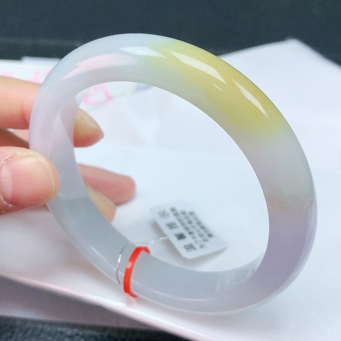 翡翠手镯未镶嵌59圈