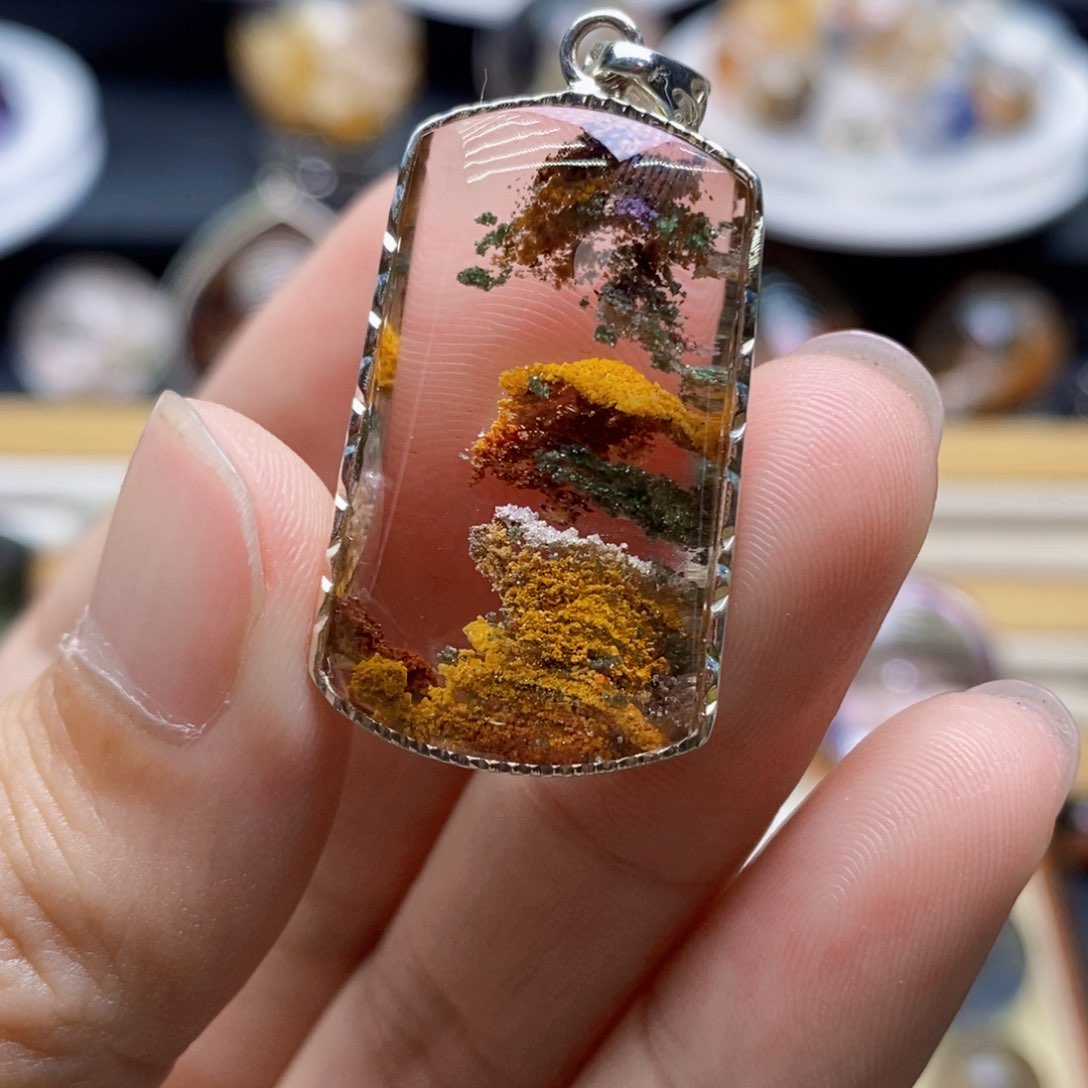 水晶颈饰银S925镶嵌小****兔圆球