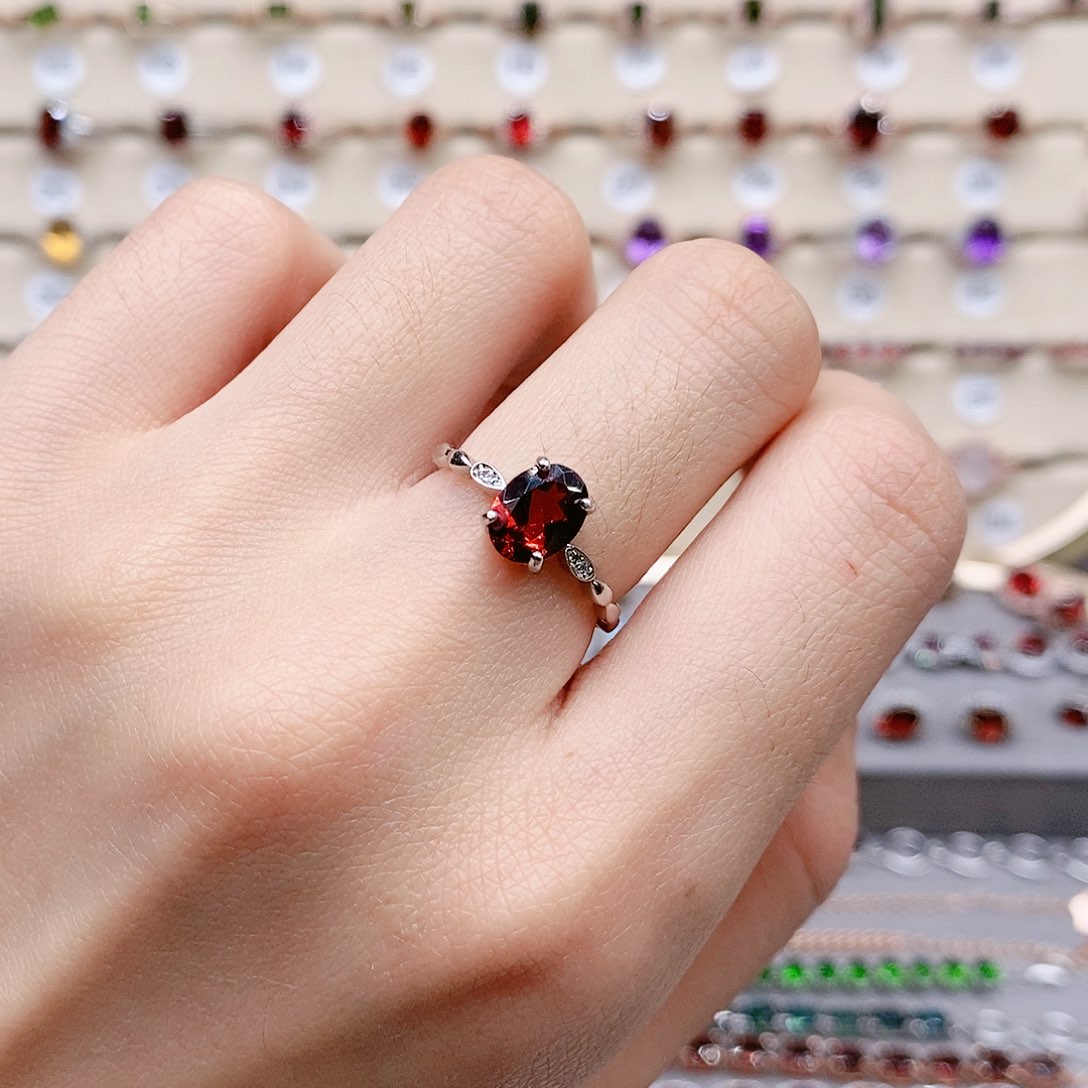 石榴石戒指银S925镶嵌戒指