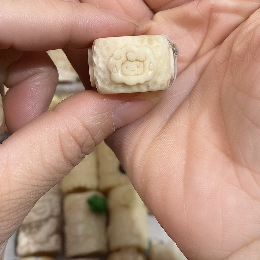 鹿骨把件?26跑环方糖