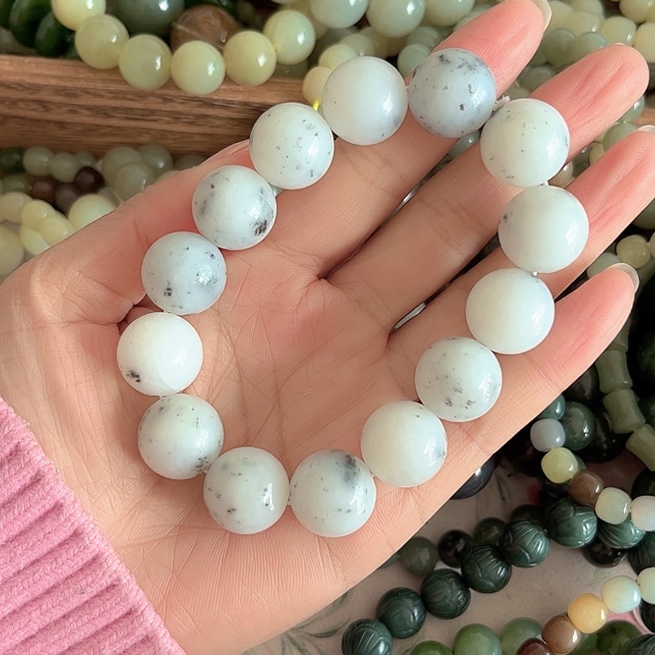 和田玉（糖玉）未镶嵌手链和田玉手链