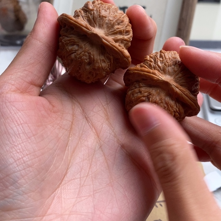 文玩核桃吊坠水*咯血麒麟